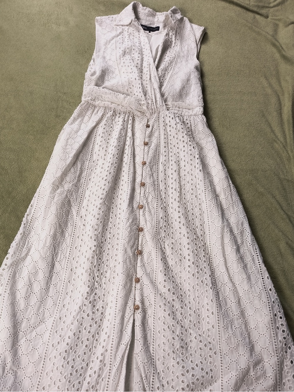 Zara White Eyelet Button-Front Maxi Dress